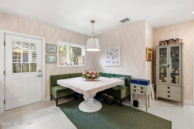 2769 WHITE OAK Lane, Jacksonville, FL 32207