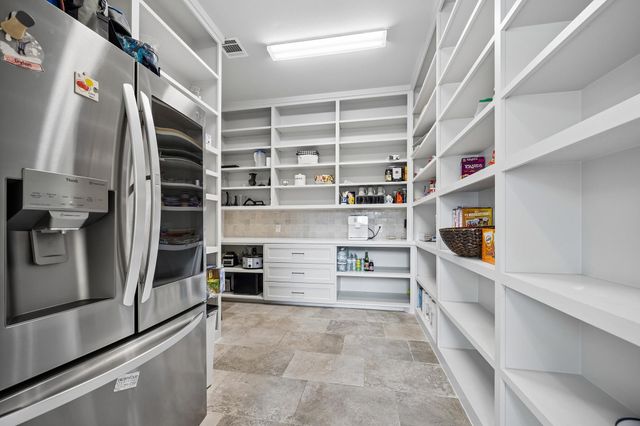 12515 Overcup Drive, Houston, TX 77024