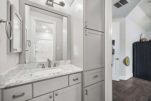 12515 Overcup Drive, Houston, TX 77024
