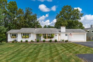 330 W Columbus Street, Lithopolis, OH 43136