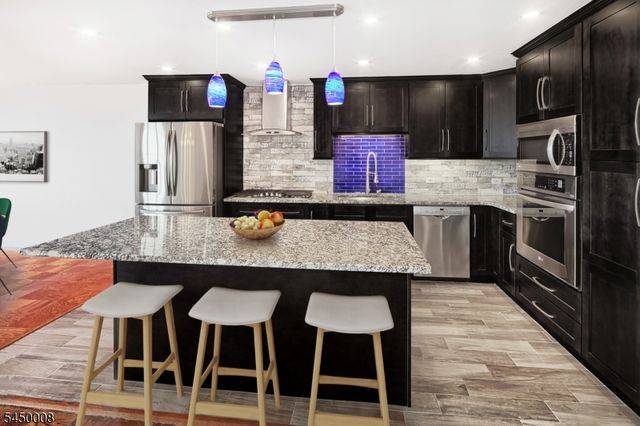 7004 Boulevard East A38, West New York Town, NJ 07093
