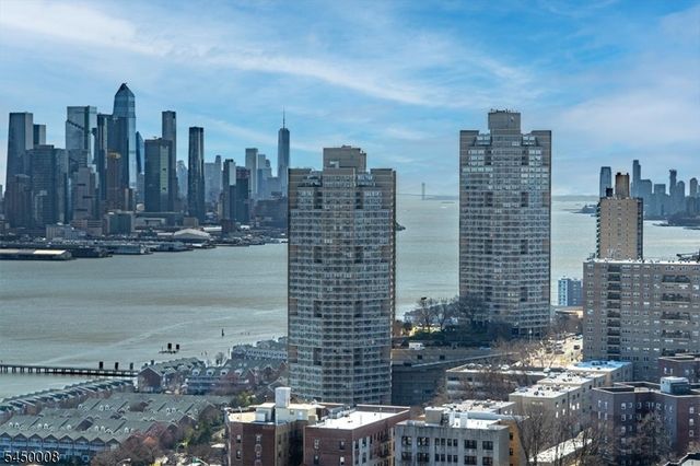 7004 Boulevard East A38, West New York Town, NJ 07093