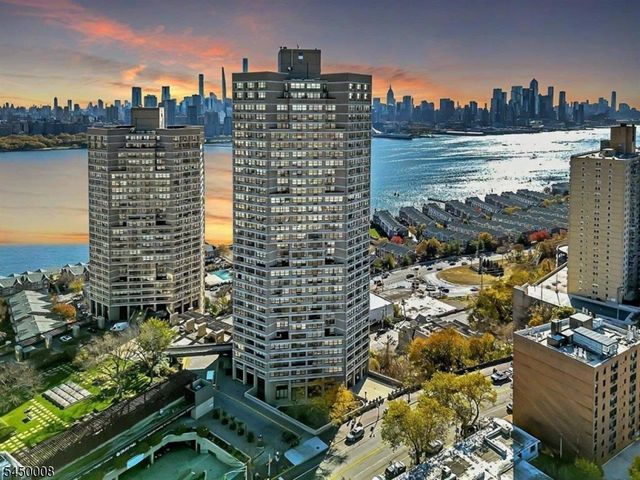 7004 Boulevard East A38, West New York Town, NJ 07093