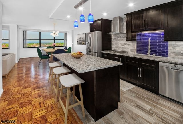 7004 Boulevard East A38, West New York Town, NJ 07093