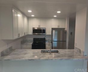 125 Candice Place, Vista, CA 92083