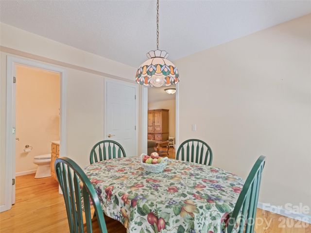 831 Red Bank Road, Waynesville, NC 28786