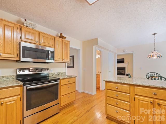 831 Red Bank Road, Waynesville, NC 28786