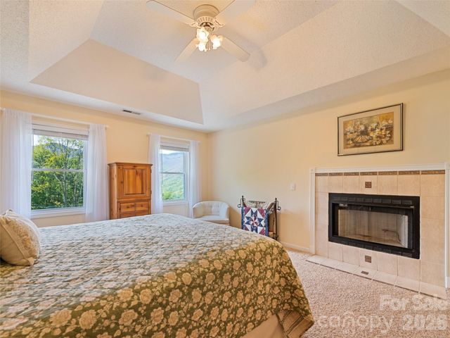 831 Red Bank Road, Waynesville, NC 28786