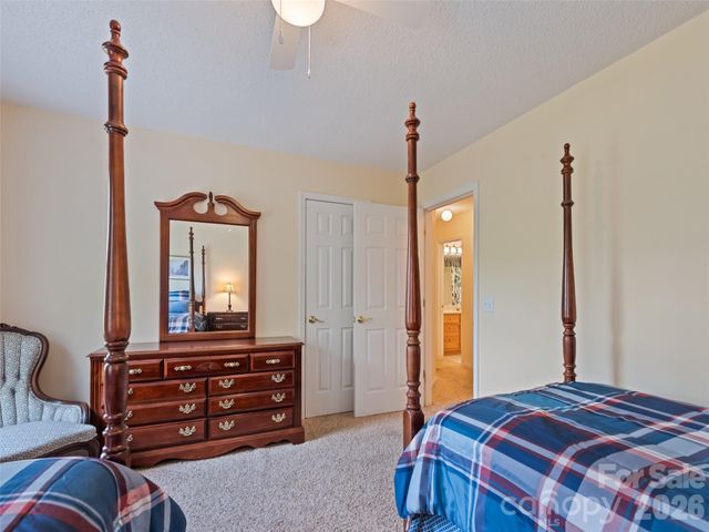 831 Red Bank Road, Waynesville, NC 28786