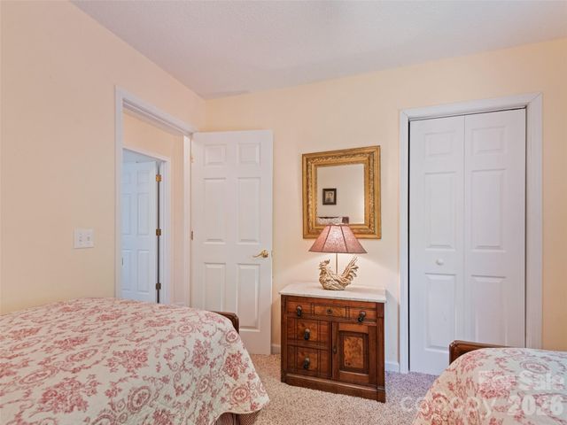 831 Red Bank Road, Waynesville, NC 28786