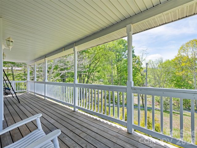831 Red Bank Road, Waynesville, NC 28786