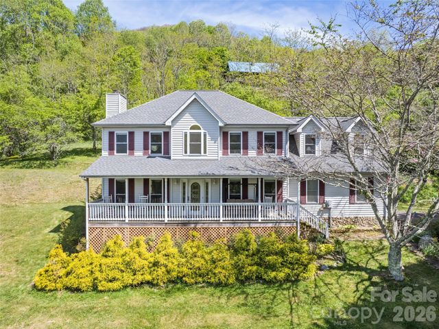 831 Red Bank Road, Waynesville, NC 28786