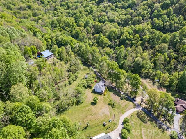 831 Red Bank Road, Waynesville, NC 28786