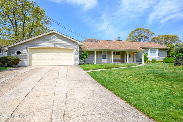 596 Sica Lane, Toms River, NJ 08753