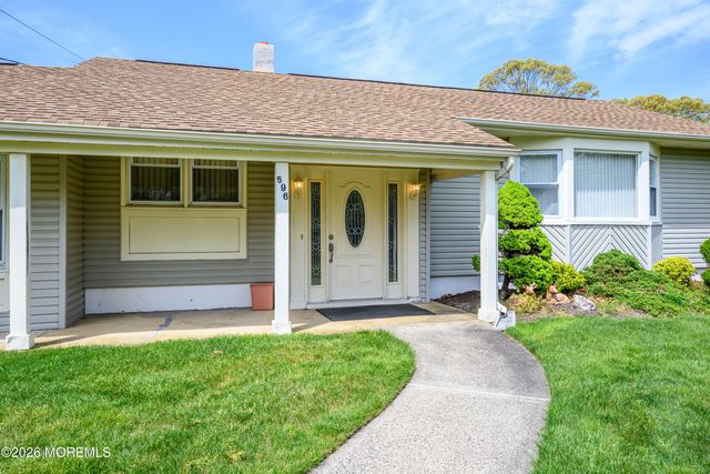 596 Sica Lane, Toms River, NJ 08753