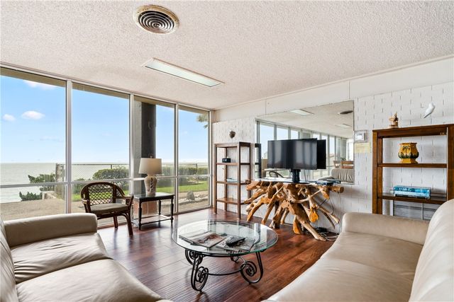 4302 Ocean Dr 71, Corpus Christi, TX 78412