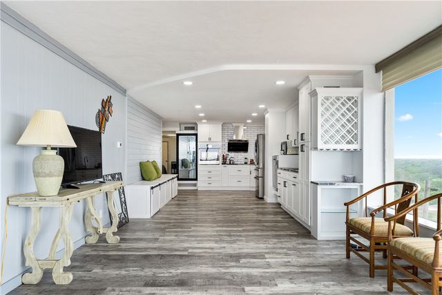 4302 Ocean Dr 71, Corpus Christi, TX 78412