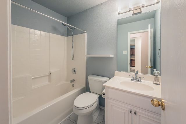 10537 Splitridge Court, Fort Worth, TX 76108