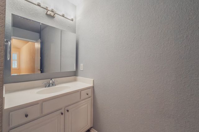 10537 Splitridge Court, Fort Worth, TX 76108