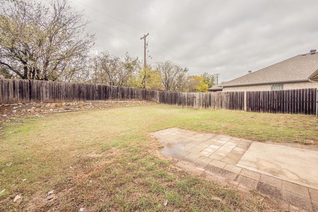 10537 Splitridge Court, Fort Worth, TX 76108