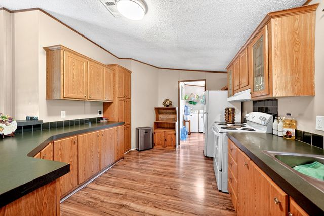 103 Anvil Court, Weatherford, TX 76088