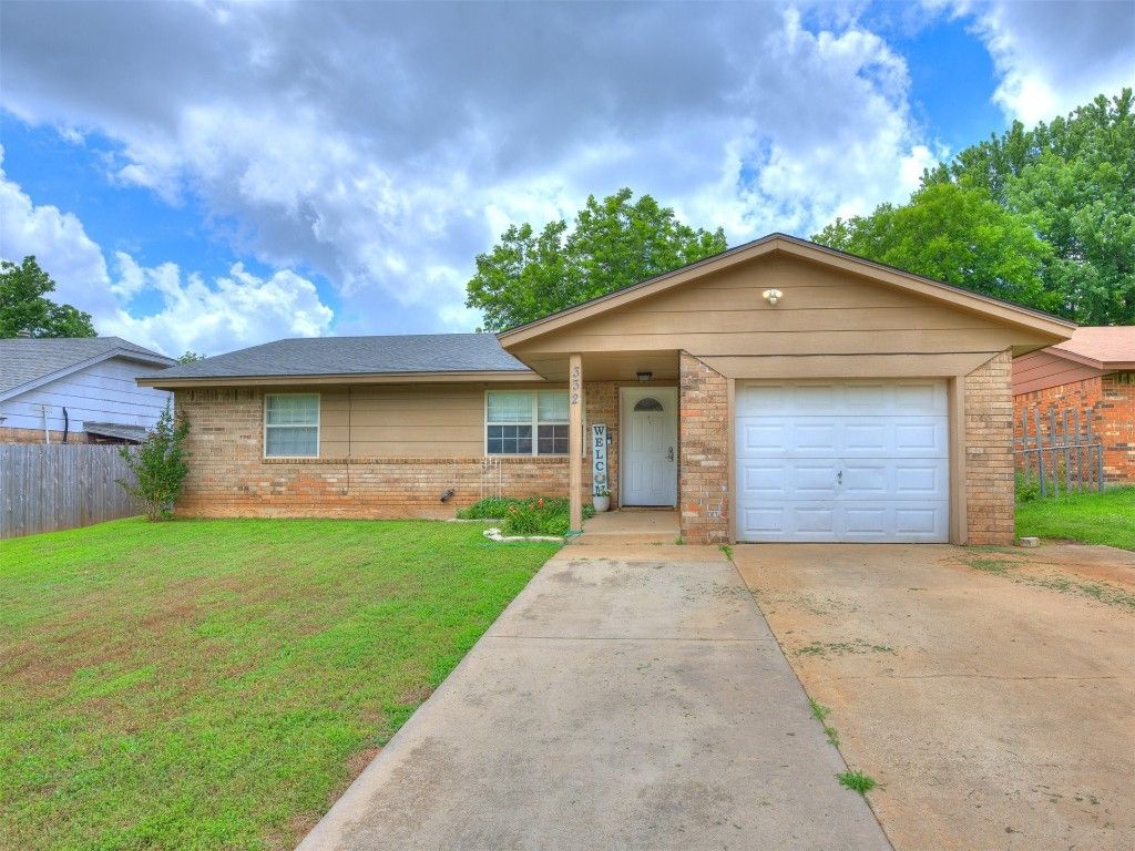332 Crest Lane, Noble, OK 73068