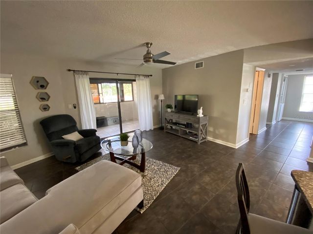 2587 CYPRUS DRIVE 3-214, Palm Harbor, FL 34684