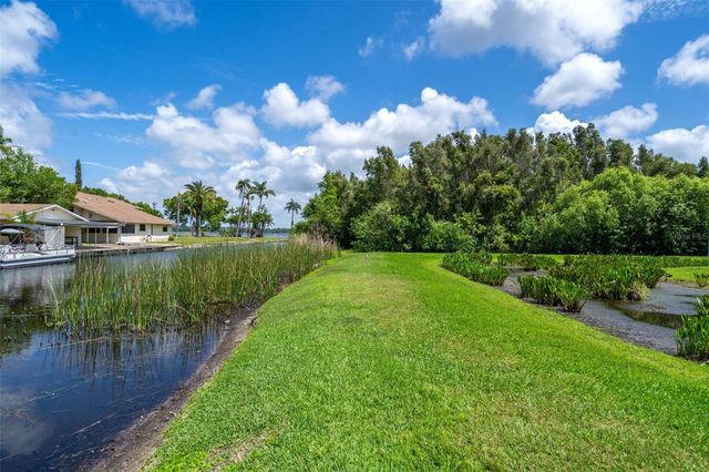 2587 CYPRUS DRIVE 3-214, Palm Harbor, FL 34684