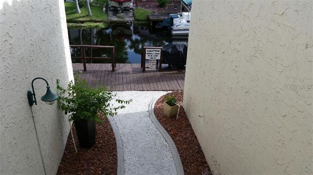 2587 CYPRUS DRIVE 3-214, Palm Harbor, FL 34684