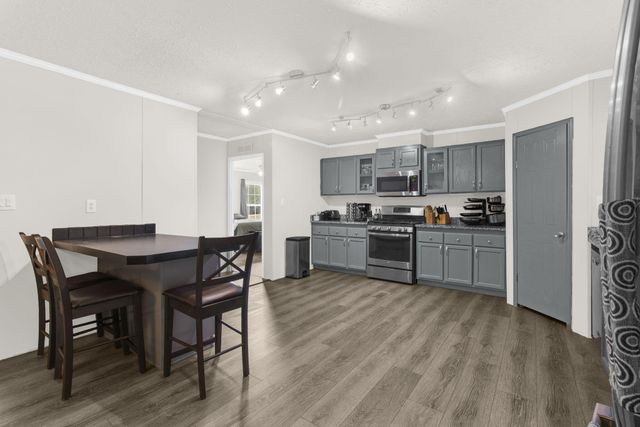 712 Wesley Grove Road, Cottageville, SC 29435