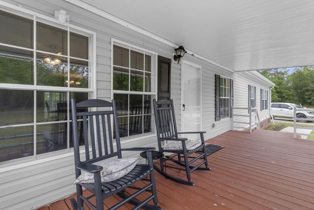 712 Wesley Grove Road, Cottageville, SC 29435