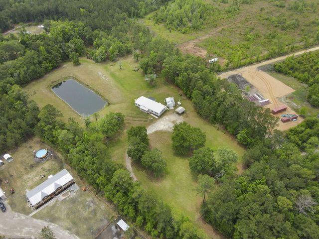 712 Wesley Grove Road, Cottageville, SC 29435