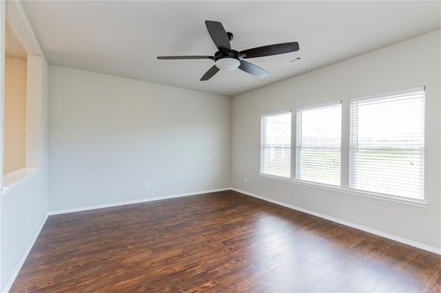 5004 SW Go Green Avenue, Bentonville, AR 72712