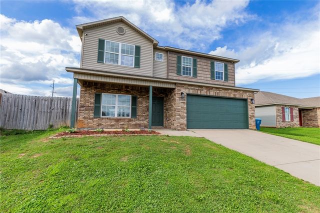 5004 SW Go Green Avenue, Bentonville, AR 72712