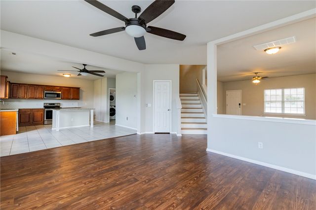 5004 SW Go Green Avenue, Bentonville, AR 72712