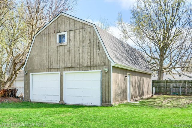 4156 Bobwhite Drive, Genesee Charter Township, MI 48506