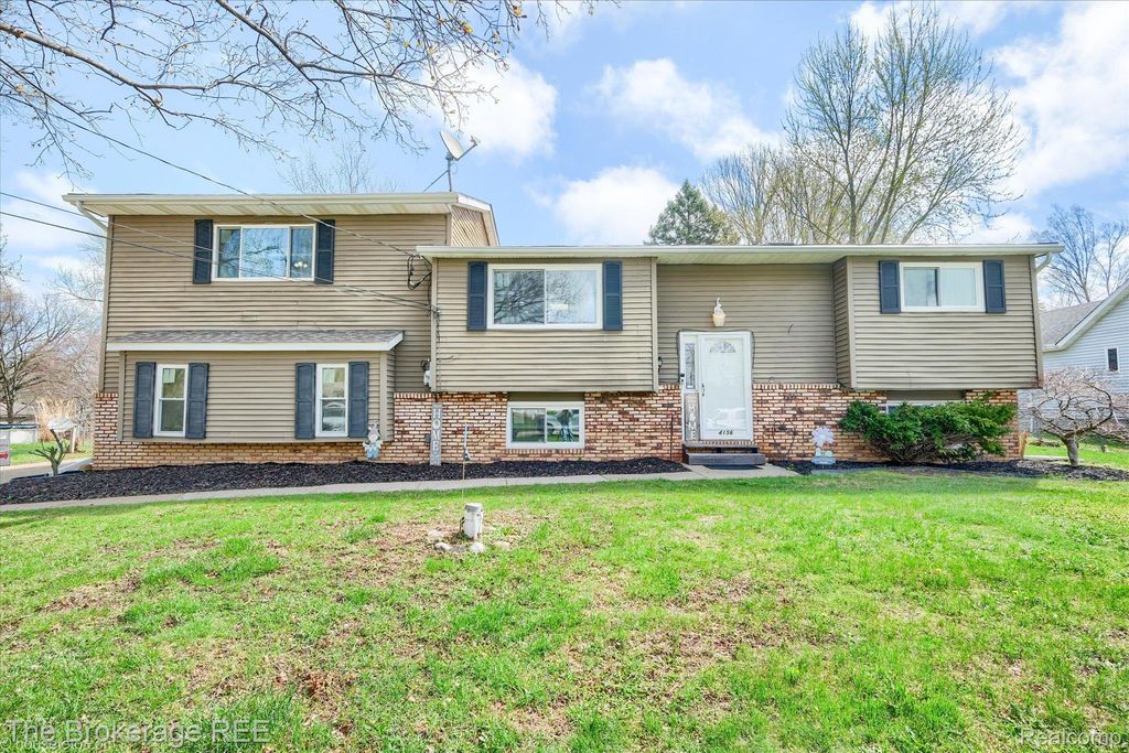 4156 Bobwhite Drive, Genesee Charter Township, MI 48506
