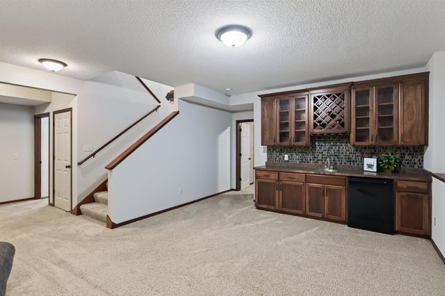 2637 Wilds Lane NW, Prior Lake, MN 55372
