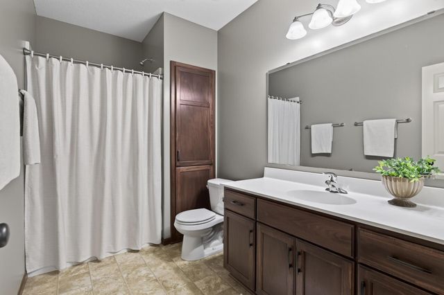 2637 Wilds Lane NW, Prior Lake, MN 55372