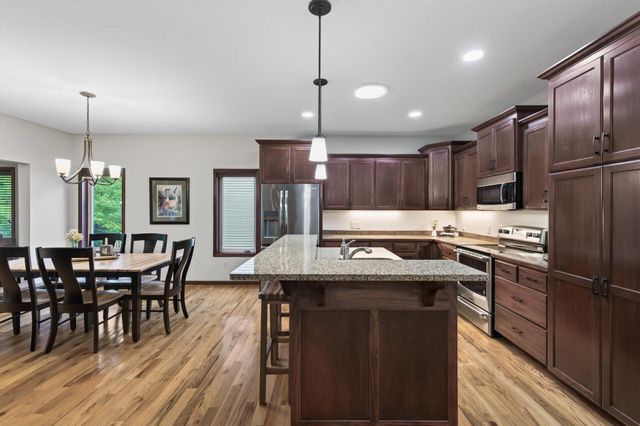 2637 Wilds Lane NW, Prior Lake, MN 55372