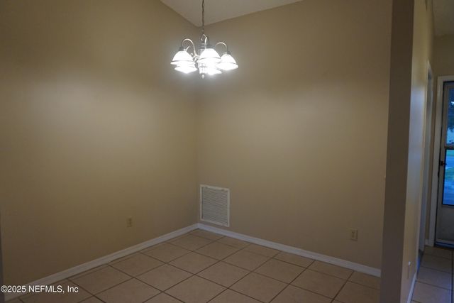 7809 ALLSPICE Circle E, Jacksonville, FL 32244