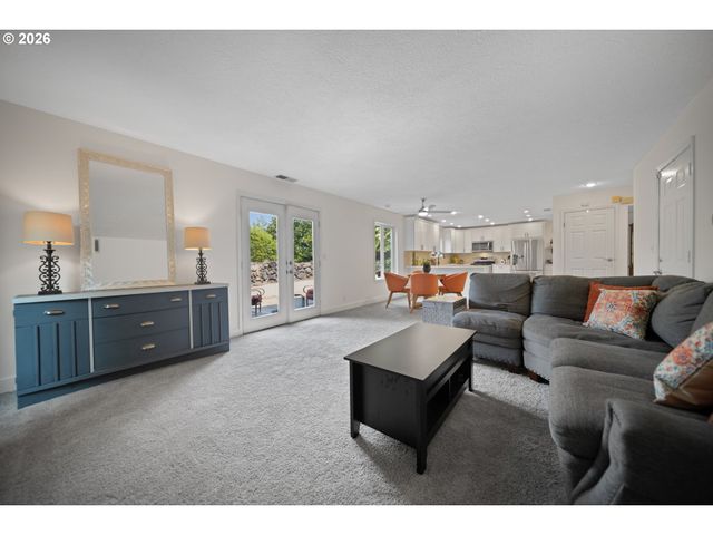 10355 Sw PORTER St, Portland, OR 97225