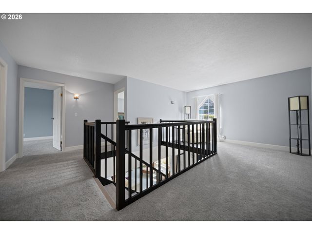 10355 Sw PORTER St, Portland, OR 97225