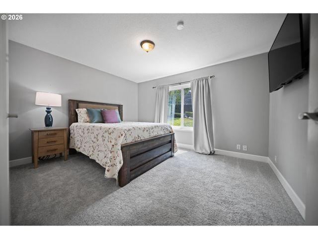 10355 Sw PORTER St, Portland, OR 97225