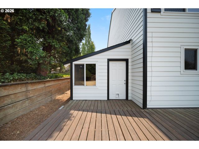 10355 Sw PORTER St, Portland, OR 97225