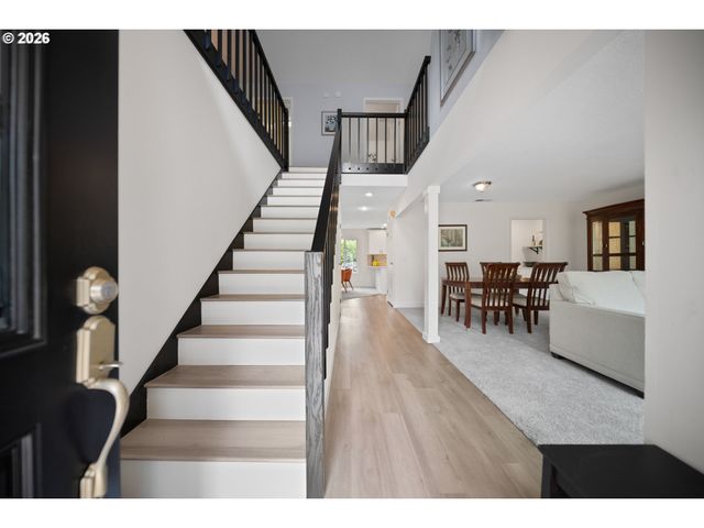10355 Sw PORTER St, Portland, OR 97225