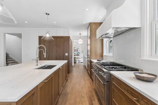 1317 N Highland Avenue NE, Atlanta, GA 30306