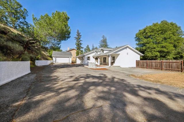 21531 Almaden Road, San Jose, CA 95120