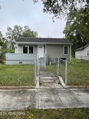 2515 Wilson Ave, Knoxville, TN 37914