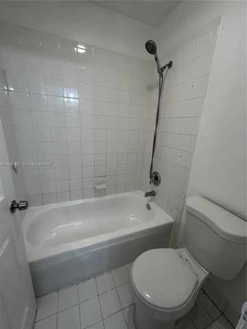 20471 SW 1ST ST, Pembroke Pines, FL 33029